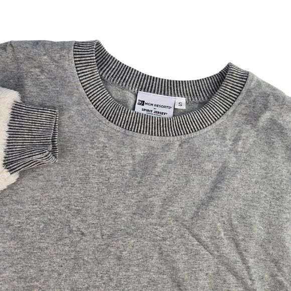 Spirit Jersey Tops - Spirit Jersey MGM Resort Borgata Women Small Gray White Fleece Long Sleeve Shirt